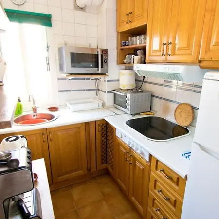 Attractive In Excellent Location Apartment Benalmádena