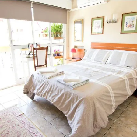 Attractive In Excellent Location Apartment Benalmádena